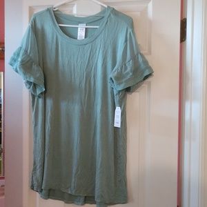 Short Bell sleeve blouse